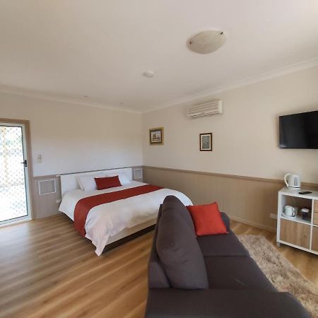 Accommodation Creek Cottages & Sundown View Suites Ballandean Екстер'єр фото
